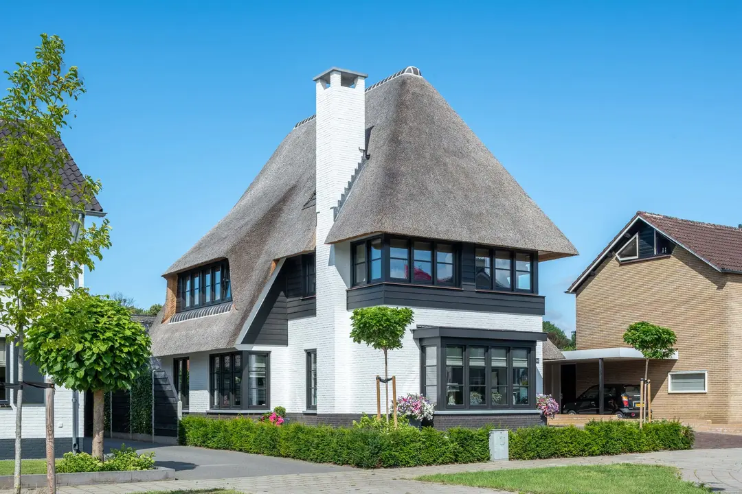 Moderne Woning met Rietenkap