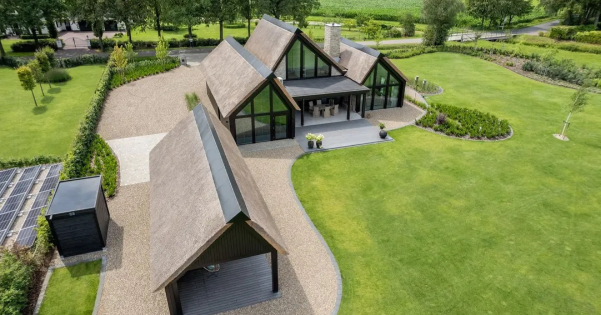 UW PARTNER VOOR BOUWKUNDIG ONTWERP, -ADVIES EN ONTWIKKELING. 