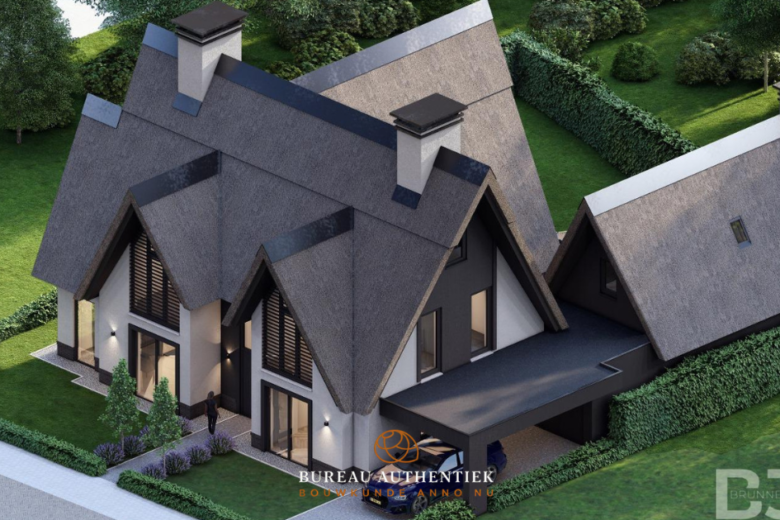 Statige woning met rieten kappen